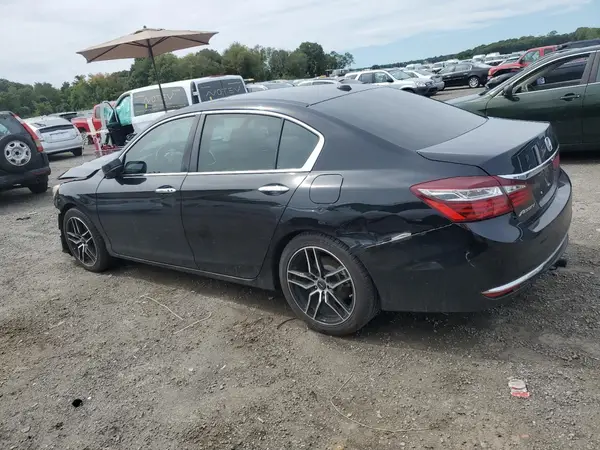 1HGCR2F82HA122510 2017 HONDA ACCORD - Image 2