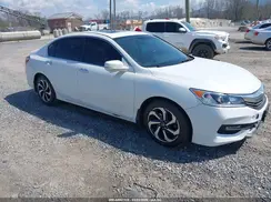 1HGCR2F82HA142384 2017 HONDA ACCORD