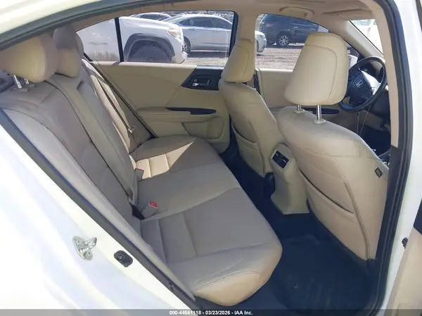 1HGCR2F82HA142384 2017 HONDA ACCORD - Image 8