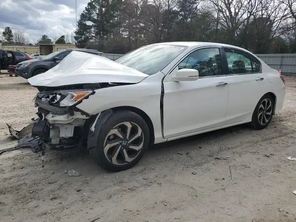 1HGCR2F82HA147682 2017 HONDA ACCORD - Image 1