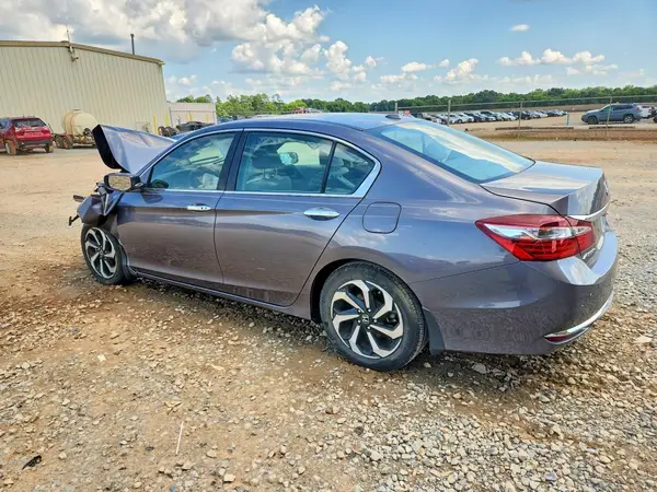 1HGCR2F82HA152008 2017 HONDA ACCORD - Image 2