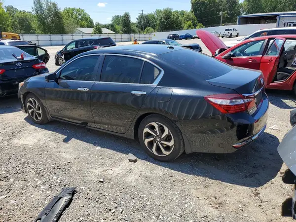 1HGCR2F82HA156107 2017 HONDA ACCORD - Image 2