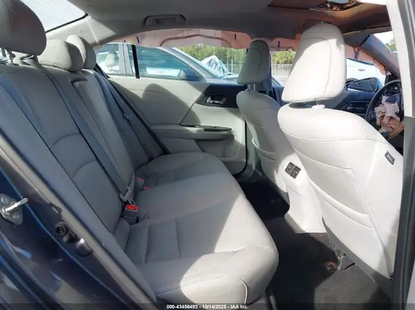 1HGCR2F82HA168709 2017 HONDA ACCORD - Image 8