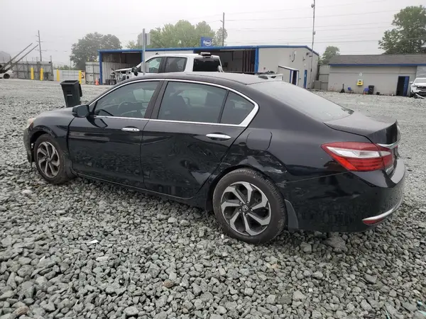 1HGCR2F82HA181556 2017 HONDA ACCORD - Image 2