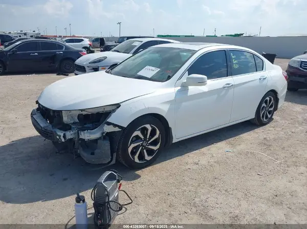 1HGCR2F82HA202373 2017 HONDA ACCORD - Image 2