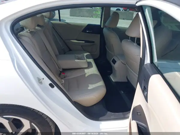 1HGCR2F82HA202373 2017 HONDA ACCORD - Image 8