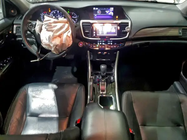 1HGCR2F82HA203913 2017 HONDA ACCORD - Image 8