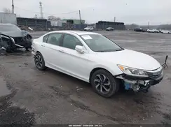 1HGCR2F82HA207217 2017 HONDA ACCORD
