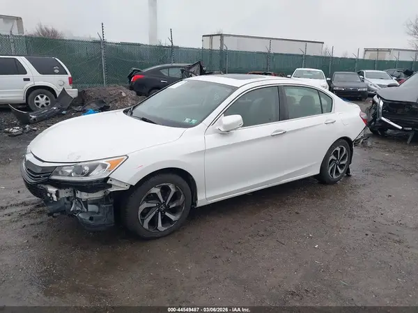 1HGCR2F82HA207217 2017 HONDA ACCORD - Image 2