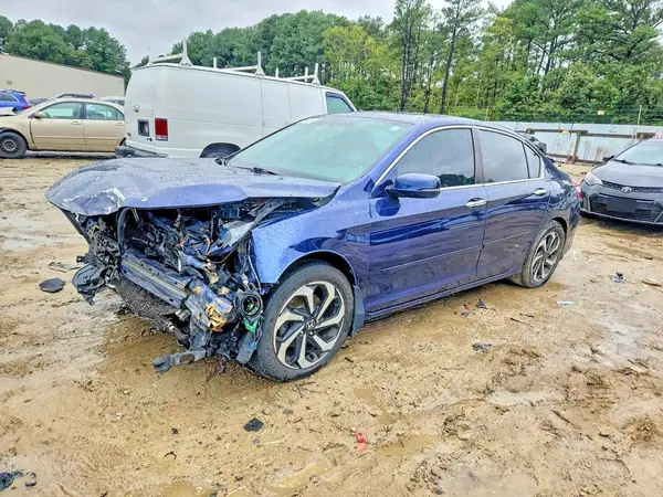 1HGCR2F82HA212143 2017 HONDA ACCORD - Image 1
