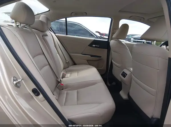 1HGCR2F82HA245708 2017 HONDA ACCORD - Image 8