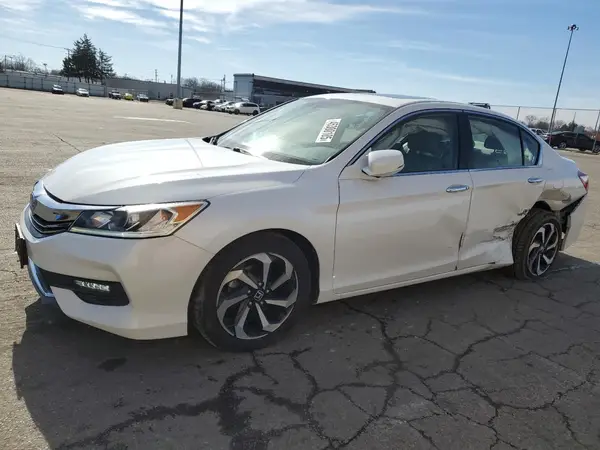 1HGCR2F82HA274495 2017 HONDA ACCORD - Image 1