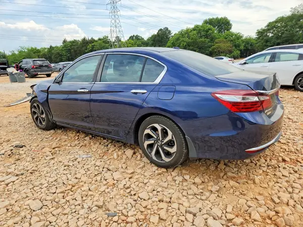 1HGCR2F82HA276196 2017 HONDA ACCORD - Image 2