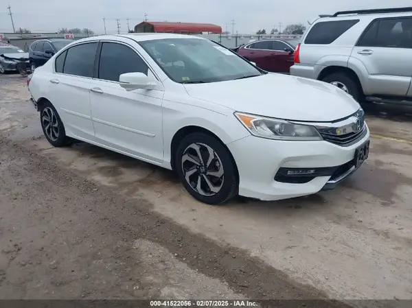 1HGCR2F82HA292382 2017 HONDA ACCORD - Image 1