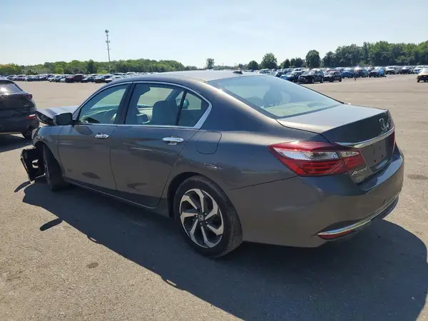 1HGCR2F82HA299669 2017 HONDA ACCORD - Image 2