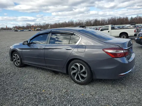 1HGCR2F82HA299672 2017 HONDA ACCORD - Image 2