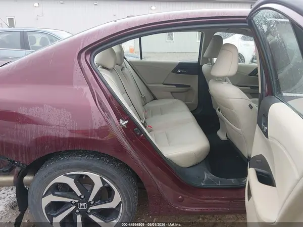 1HGCR2F82HA306653 2017 HONDA ACCORD - Image 8