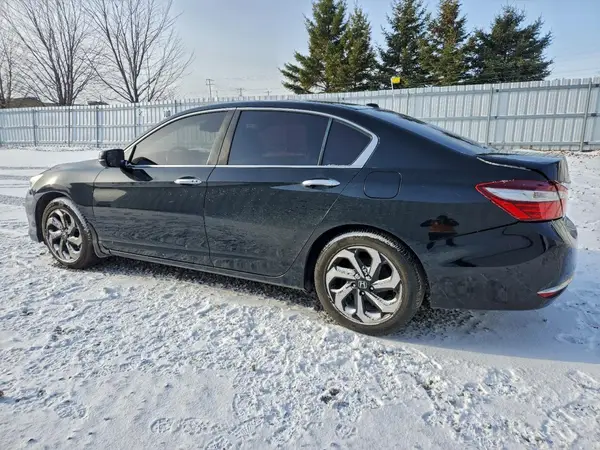 1HGCR2F82HA803895 2017 HONDA ACCORD - Image 2