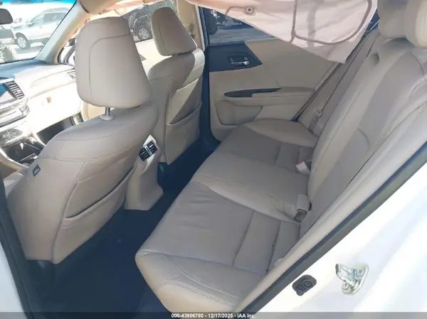 1HGCR2F83GA006764 2016 HONDA ACCORD - Image 8