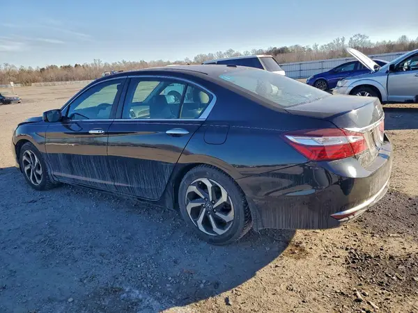 1HGCR2F83GA025167 2016 HONDA ACCORD - Image 2