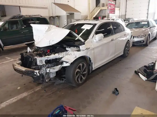 1HGCR2F83GA043586 2016 HONDA ACCORD - Image 2