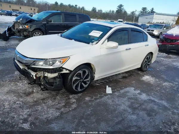 1HGCR2F83GA076832 2016 HONDA ACCORD - Image 2