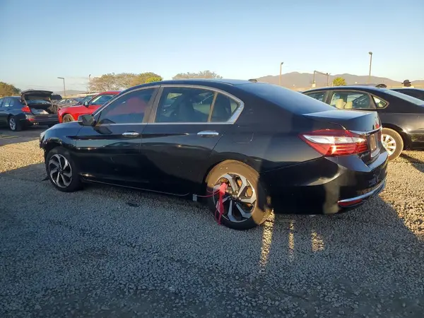 1HGCR2F83GA082968 2016 HONDA ACCORD - Image 2
