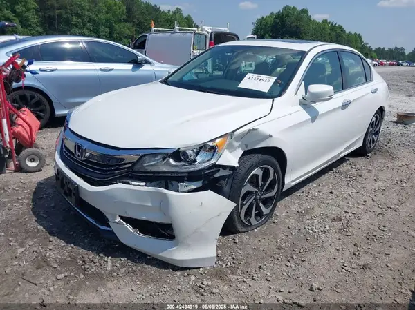 1HGCR2F83GA112616 2016 HONDA ACCORD - Image 2