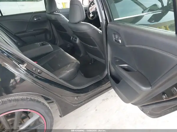 1HGCR2F83GA177059 2016 HONDA ACCORD - Image 8