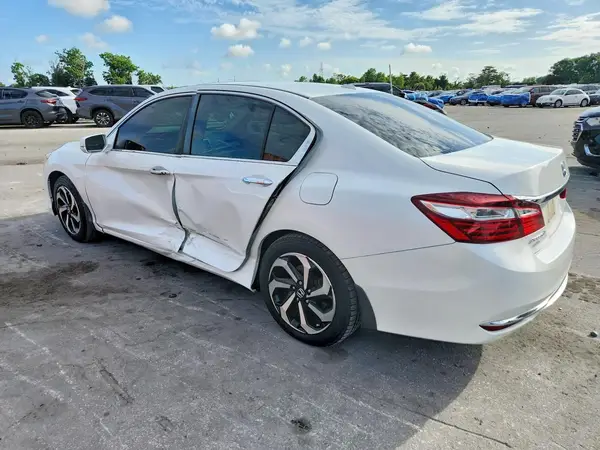 1HGCR2F83GA187381 2016 HONDA ACCORD - Image 2
