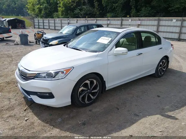 1HGCR2F83GA244257 2016 HONDA ACCORD - Image 2