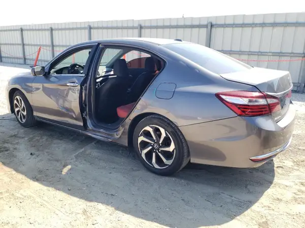 1HGCR2F83HA002439 2017 HONDA ACCORD - Image 2