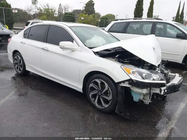 1HGCR2F83HA037286 2017 HONDA ACCORD - Image 1