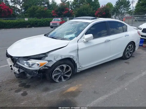 1HGCR2F83HA038843 2017 HONDA ACCORD - Image 2