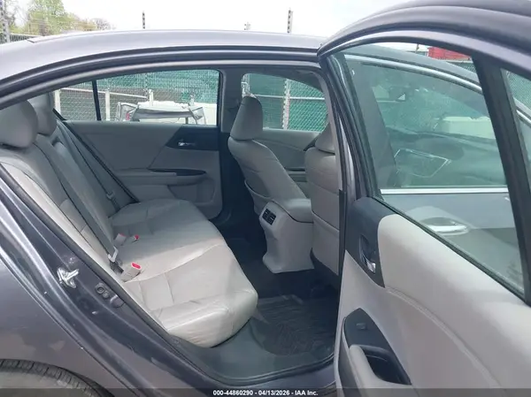 1HGCR2F83HA052239 2017 HONDA ACCORD - Image 8