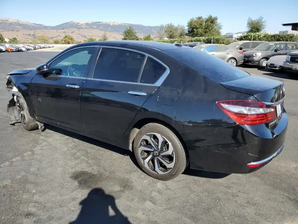 1HGCR2F83HA054623 2017 HONDA ACCORD - Image 2