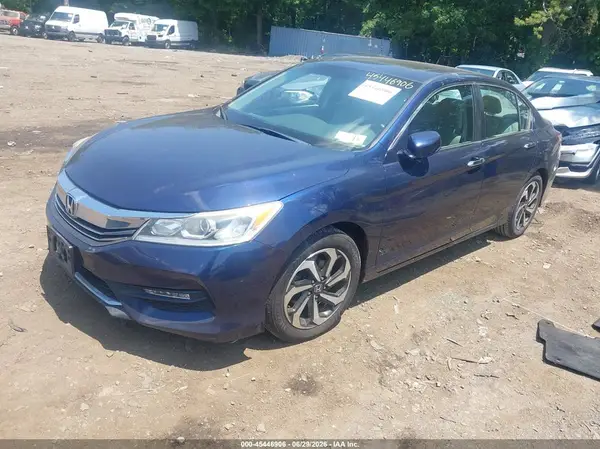 1HGCR2F83HA054976 2017 HONDA ACCORD - Image 2