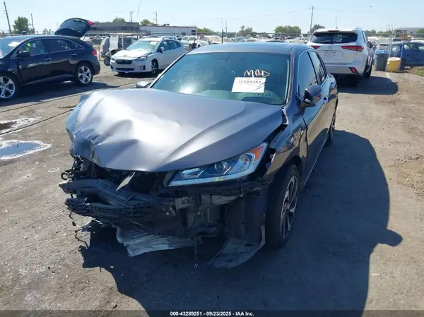1HGCR2F83HA056940 2017 HONDA ACCORD - Image 2
