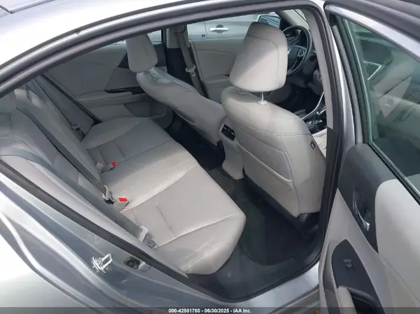 1HGCR2F83HA063516 2017 HONDA ACCORD - Image 8