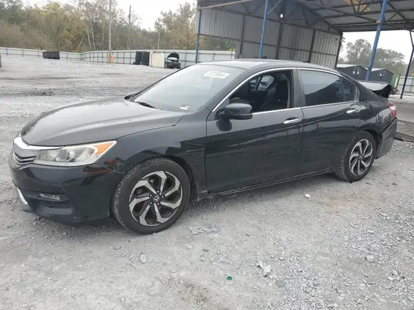 1HGCR2F83HA073124 2017 HONDA ACCORD - Image 1