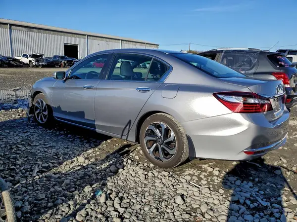 1HGCR2F83HA074192 2017 HONDA ACCORD - Image 2