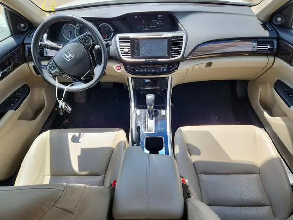 1HGCR2F83HA083328 2017 HONDA ACCORD - Image 8