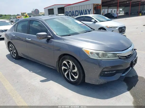 1HGCR2F83HA092725 2017 HONDA ACCORD - Image 1