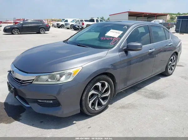1HGCR2F83HA092725 2017 HONDA ACCORD - Image 2