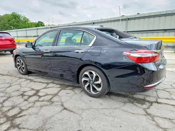 1HGCR2F83HA101908 2017 HONDA ACCORD - Image 2
