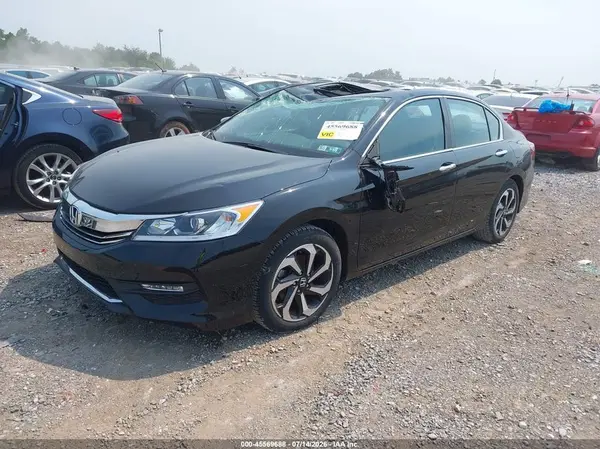 1HGCR2F83HA105117 2017 HONDA ACCORD - Image 2