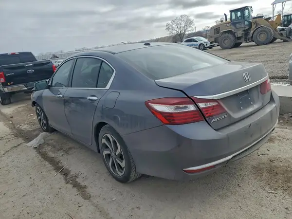 1HGCR2F83HA105277 2017 HONDA ACCORD - Image 2