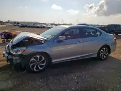 1HGCR2F83HA121303 2017 HONDA ACCORD