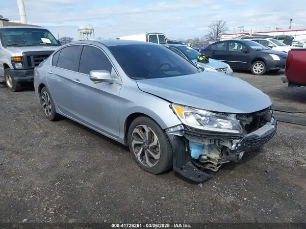 1HGCR2F83HA154625 2017 HONDA ACCORD - Image 1
