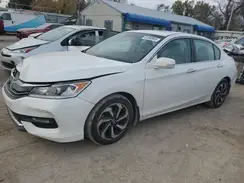 1HGCR2F83HA155094 2017 HONDA ACCORD